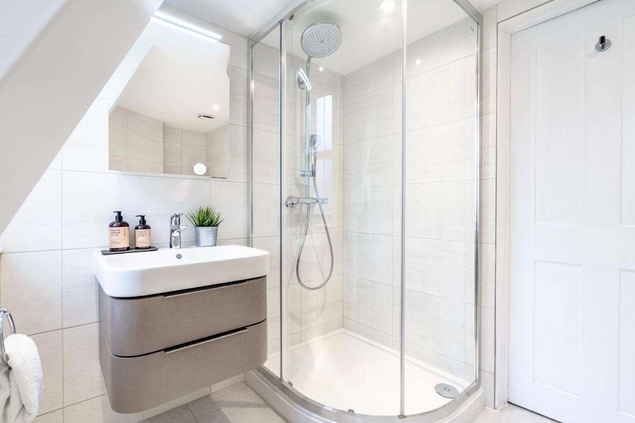 Be London - The Soho Residences Экстерьер фото