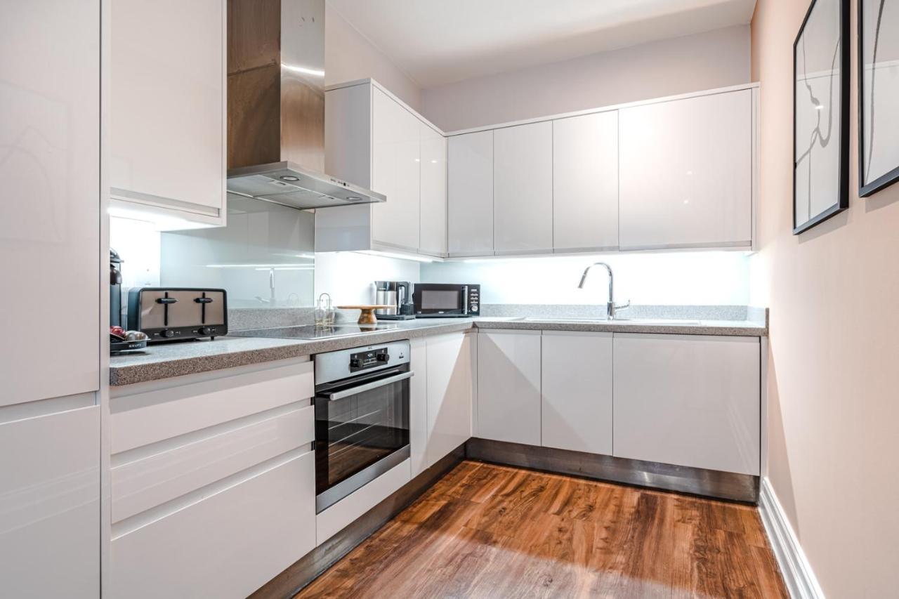 Be London - The Soho Residences Экстерьер фото