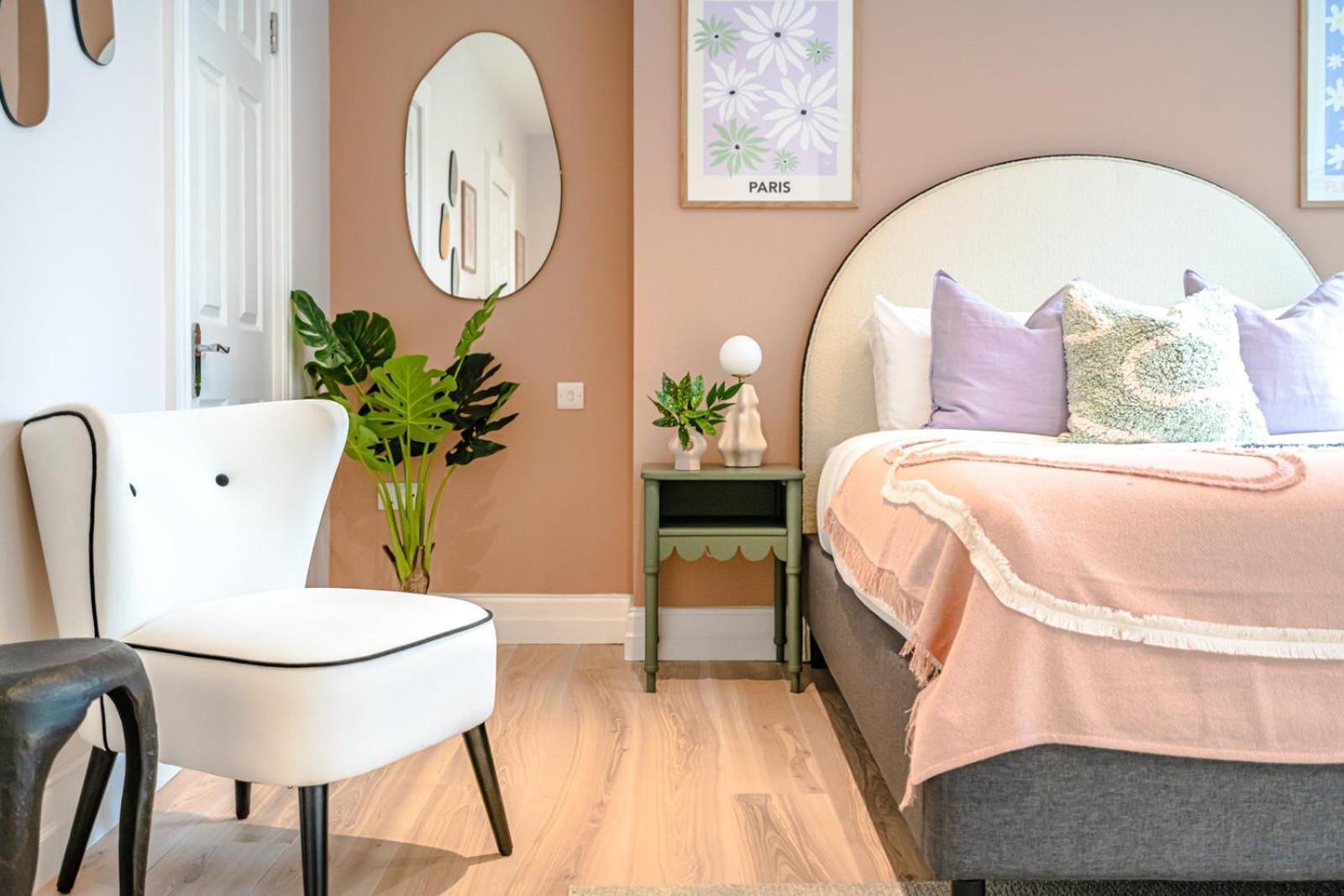 Be London - The Soho Residences Экстерьер фото