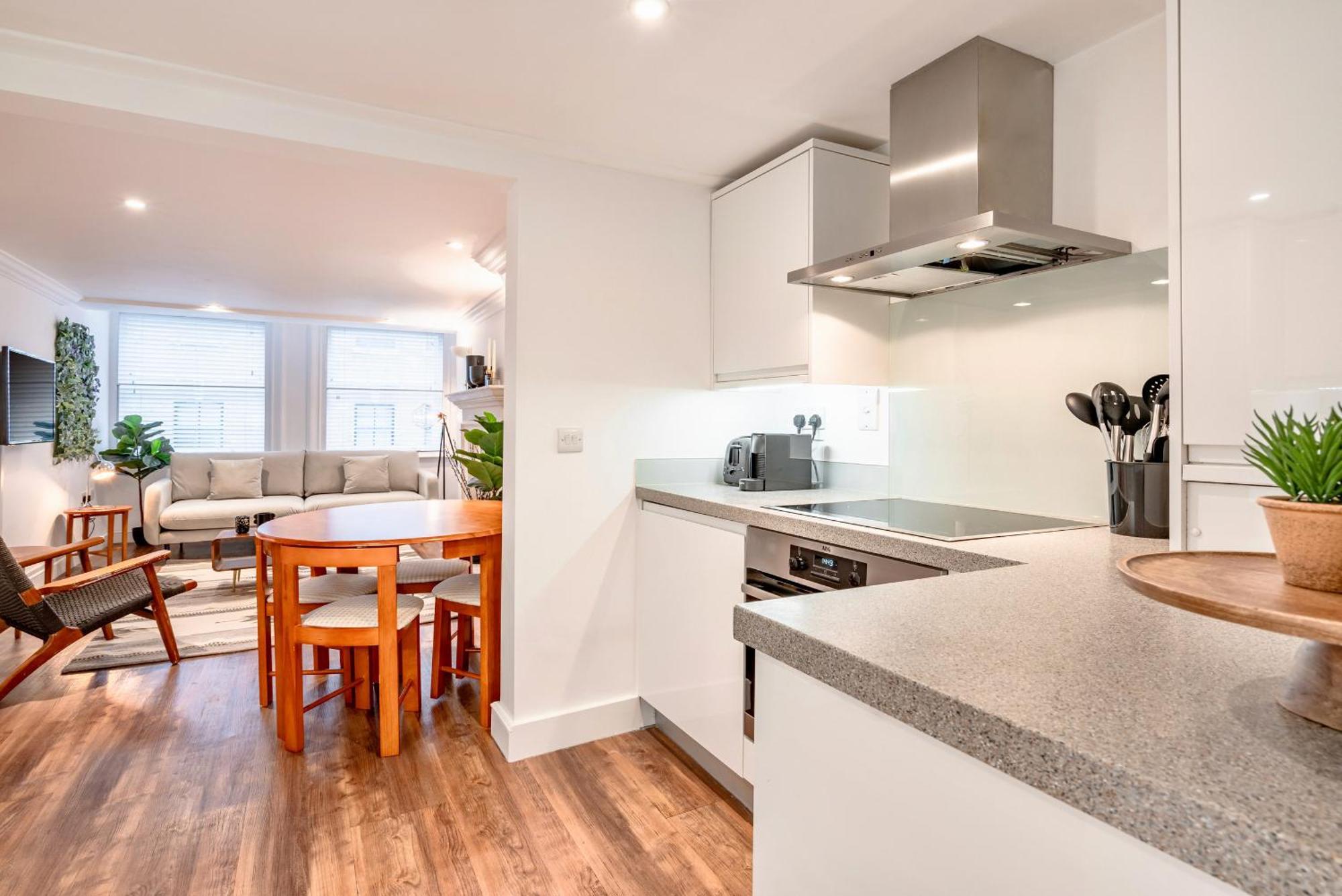 Be London - The Soho Residences Номер фото