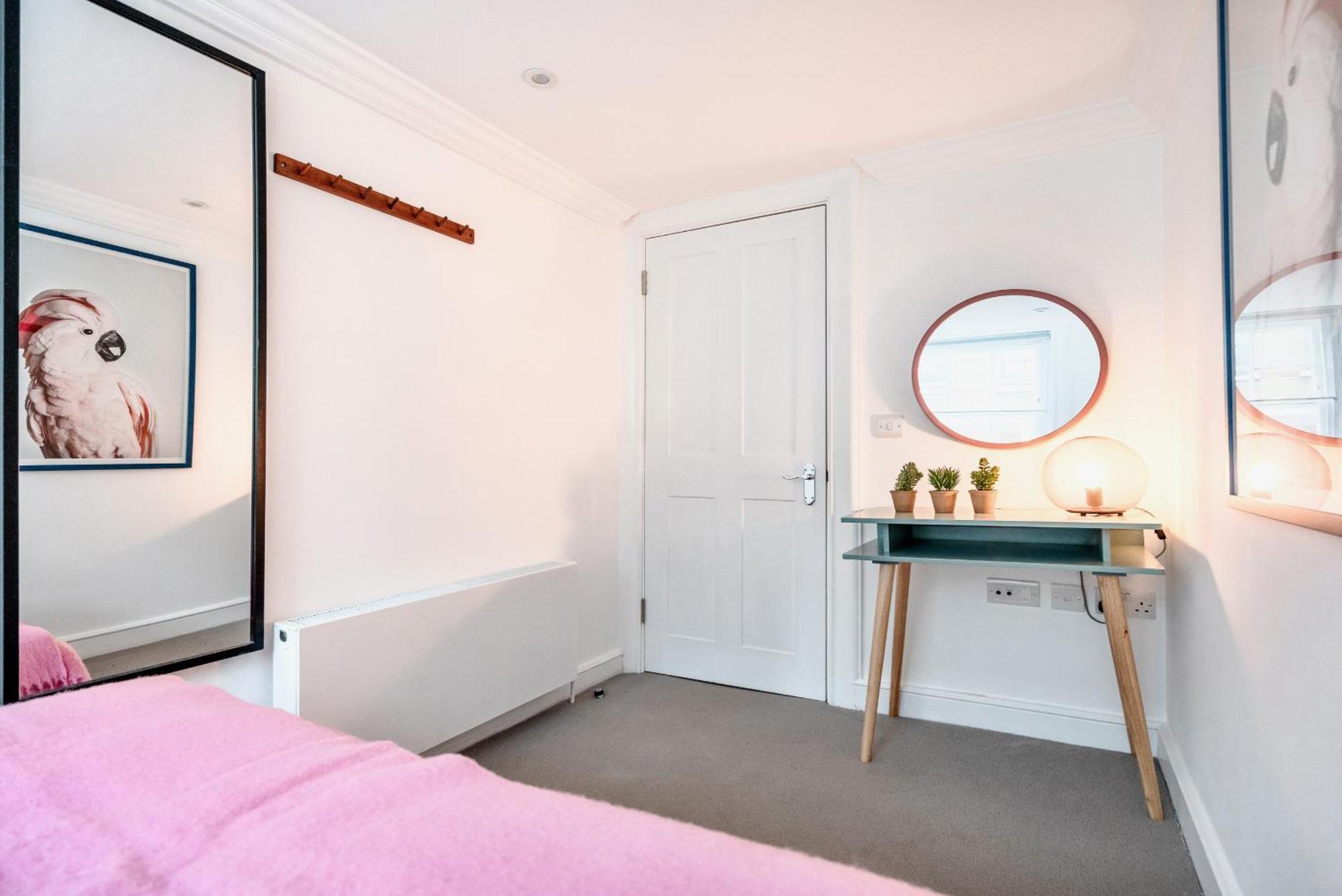 Be London - The Soho Residences Номер фото